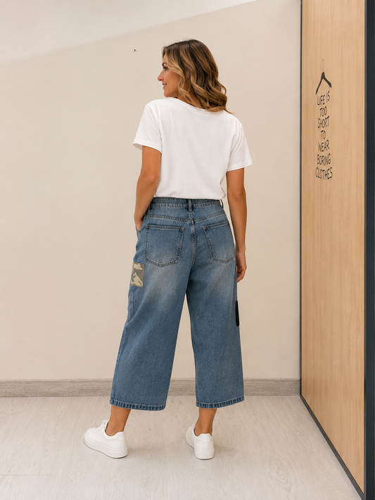 PANTALÓN VAQUERO MIDI EN PATCH