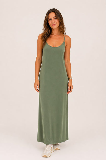 VESTIDO BÁSICO VERDE