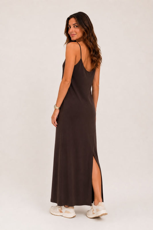 VESTIDO BÁSICO CHOCOLATE